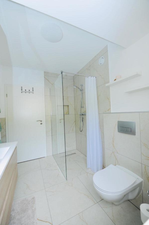 Neu - Premium-Ferienhaus Mosel-Sonne Traben-Trarbach Εξωτερικό φωτογραφία